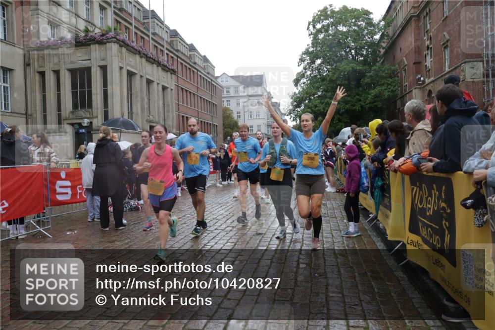 13.09.2026 - Kiel Lauf Yannick Fuchs http://msf.ph/oto/10420827 13.09.2026 10:53:16 Ziel 168, 207, 373, 2174, 2336, 2859, 3153, 3500, 4196, 5691, 5924, 6055, 6104, 6181, 6374, 7869, 8422, 8483, 8518, 10276, 10367, 11097, 11253, 11919, 12405, 12844, 127, 154, 158, 398, 1071, 1083, 1426, 1433, 1486, 1535, 1550, 1634, 1812, 2069, 2089, 3050, 3059, 3104, 3173, 3431, 3452, 3514, 3587, 3657, 3875, 4570, 5329, 5642, 5643, 5710, 5838, 6015, 6161, 6201, 6695, 6777, 7017, 7139, 7596, 7883, 8516, 8518, 8580, 8863, 8905, 8935, 9749, 10721, 11074, 1199, 172 meine-sportfotos.de