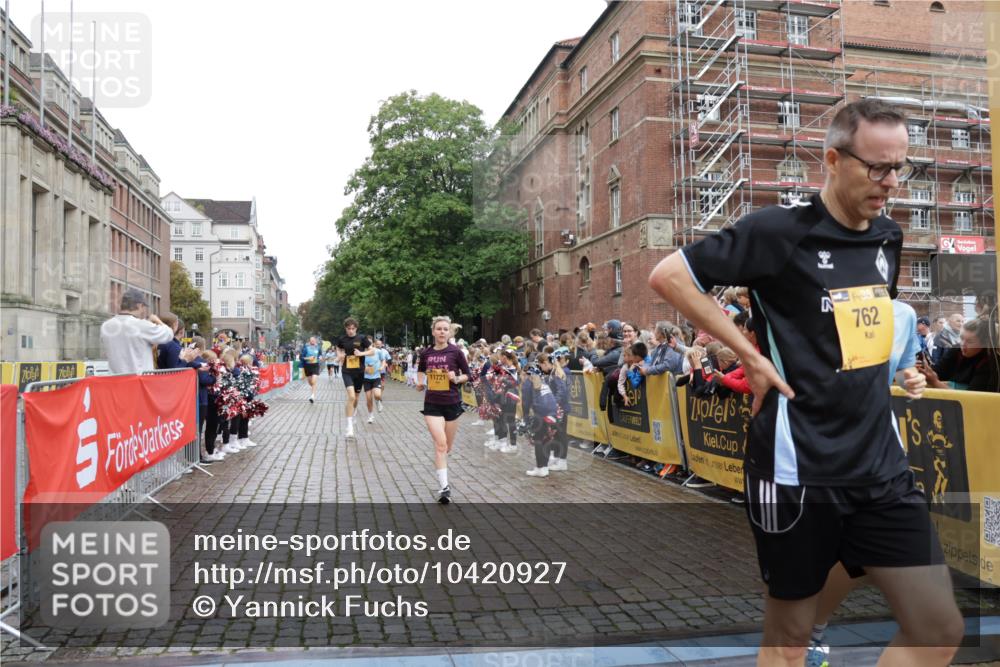 13.09.2026 - Kiel Lauf Yannick Fuchs http://msf.ph/oto/10420927 13.09.2026 09:42:50 Ziel 762, 1213, 3827, 3849, 4322, 7874, 8870, 9311, 9519, 9592, 9629, 11721, 12678, 133, 142, 445, 771, 1045, 1777, 2608, 2914, 2955, 2977, 3676, 4548, 5105, 5559, 6075, 6099, 6213, 6423, 6542, 6797, 6913, 8532, 9592, 9706, 10938, 11793, 12190, 1040, 3041, 3850, 5530, 8191, 9354, 11753, 12259, 133, 570, 792, 3357, 3676, 5105, 5336, 5774, 6620, 6797, 7687, 8476, 11793, 12723 meine-sportfotos.de