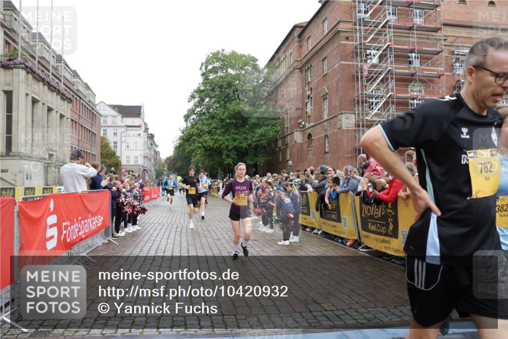 13.09.2026 - Kiel Lauf Yannick Fuchs http://msf.ph/oto/10420932 13.09.2026 09:42:50 Ziel 762, 1213, 3827, 3849, 4322, 7874, 8870, 9311, 9519, 9592, 9629, 11721, 12678, 133, 142, 445, 771, 1045, 1777, 2608, 2914, 2955, 2977, 3676, 4548, 5105, 5559, 6075, 6099, 6213, 6423, 6542, 6797, 6913, 8532, 9592, 9706, 10938, 11793, 12190, 1040, 3041, 3850, 5530, 8191, 9354, 11753, 12259, 133, 570, 792, 3357, 3676, 5105, 5336, 5774, 6620, 6797, 7687, 8476, 11793, 12723 meine-sportfotos.de