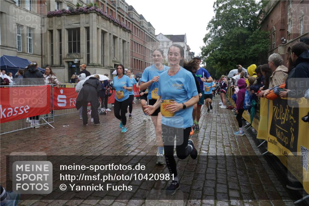 13.09.2026 - Kiel Lauf Yannick Fuchs http://msf.ph/oto/10420981 13.09.2026 10:53:26 Ziel 168, 207, 1757, 2174, 2336, 2859, 3498, 4005, 5285, 5766, 5769, 5788, 6543, 6821, 7132, 7365, 7649, 10276, 10367, 11166, 11253, 11556, 12380, 12513, 127, 154, 373, 1071, 1083, 1426, 1486, 1550, 2174, 3059, 3104, 3153, 3173, 3431, 3500, 3587, 3657, 3875, 4196, 4570, 5329, 5642, 5643, 5691, 5710, 5838, 5924, 6015, 6055, 6104, 6161, 6181, 6374, 6695, 6777, 7139, 7596, 7869, 8422, 8483, 8516, 8518, 8580, 8863, 8905, 8935, 9749, 10367, 10721, 11074, 11097, 1199 meine-sportfotos.de
