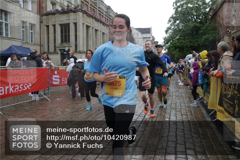 13.09.2026 - Kiel Lauf Yannick Fuchs http://msf.ph/oto/10420987 13.09.2026 10:53:26 Ziel 168, 207, 1757, 2174, 2336, 2859, 3498, 4005, 5285, 5766, 5769, 5788, 6543, 6821, 7132, 7365, 7649, 10276, 10367, 11166, 11253, 11556, 12380, 12513, 127, 154, 373, 1071, 1083, 1426, 1486, 1550, 2174, 3059, 3104, 3153, 3173, 3431, 3500, 3587, 3657, 3875, 4196, 4570, 5329, 5642, 5643, 5691, 5710, 5838, 5924, 6015, 6055, 6104, 6161, 6181, 6374, 6695, 6777, 7139, 7596, 7869, 8422, 8483, 8516, 8518, 8580, 8863, 8905, 8935, 9749, 10367, 10721, 11074, 11097, 1199 meine-sportfotos.de