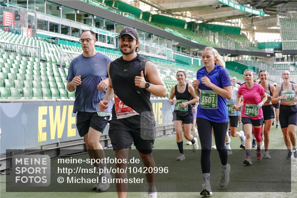13.09.2026 - 21. swb-Marathon Bremen Michael Burmester http://msf.ph/oto/10420996 13.09.2026 13:21:56 Laufen im Stadion 128, 160, 211, 258, 343, 351, 423, 441, 571, 601, 620, 704, 782, 851, 1060, 1094, 1157, 1158, 1177, 1259, 1316, 1344, 1417, 1439, 1518, 1657, 1669, 1676, 1729, 1808, 1846, 1883, 2139, 2201, 2258, 2278, 2290, 2394, 2395, 2414, 2417, 2437, 2504, 2519, 2551, 2588, 2619, 2632, 2652, 2660, 2685, 2711, 2736, 2793, 2828, 2886, 2954, 2964, 2995, 3004, 3010, 3022, 3034, 3070, 3074, 3102, 3144, 3225, 3351, 3682, 3784, 4020, 4431, 4584, 1506 meine-sportfotos.de