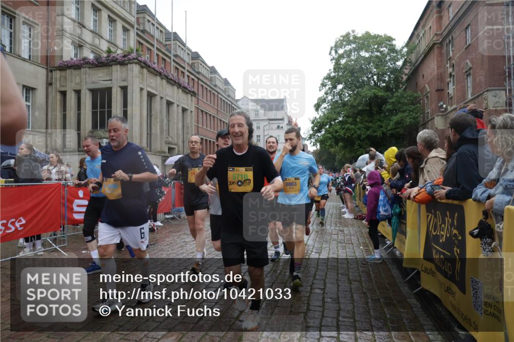 13.09.2026 - Kiel Lauf Yannick Fuchs http://msf.ph/oto/10421033 13.09.2026 10:53:29 Ziel 168, 207, 1199, 1757, 2692, 2859, 3498, 4005, 4515, 4657, 5285, 5766, 5769, 5788, 6543, 6712, 6821, 6926, 7021, 7132, 7365, 7571, 7649, 8003, 9677, 11166, 11253, 11537, 11556, 12380, 12513, 127, 373, 1071, 1486, 2174, 2336, 2859, 3104, 3153, 3173, 3500, 3587, 3657, 4196, 5329, 5642, 5643, 5691, 5710, 5838, 5924, 6015, 6055, 6104, 6161, 6181, 6374, 6695, 6777, 7139, 7596, 7869, 8422, 8483, 8516, 8518, 8580, 8863, 8905, 8935, 9749, 10276, 10367, 10721, 11074, 11097, 11253 meine-sportfotos.de