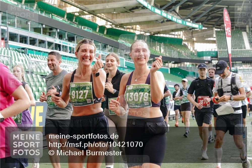 13.09.2026 - 21. swb-Marathon Bremen Michael Burmester http://msf.ph/oto/10421070 13.09.2026 13:21:59 Laufen im Stadion 128, 160, 211, 258, 343, 351, 423, 441, 571, 601, 620, 704, 782, 851, 1060, 1094, 1157, 1158, 1177, 1259, 1316, 1344, 1417, 1439, 1518, 1657, 1669, 1676, 1691, 1729, 1808, 1846, 1883, 2139, 2201, 2258, 2278, 2290, 2394, 2395, 2414, 2417, 2437, 2504, 2519, 2551, 2588, 2619, 2632, 2652, 2660, 2685, 2711, 2736, 2793, 2828, 2886, 2954, 2964, 2995, 3004, 3010, 3022, 3034, 3070, 3074, 3102, 3144, 3225, 3351, 3682, 3784, 4020, 4431, 4584, 1506 meine-sportfotos.de