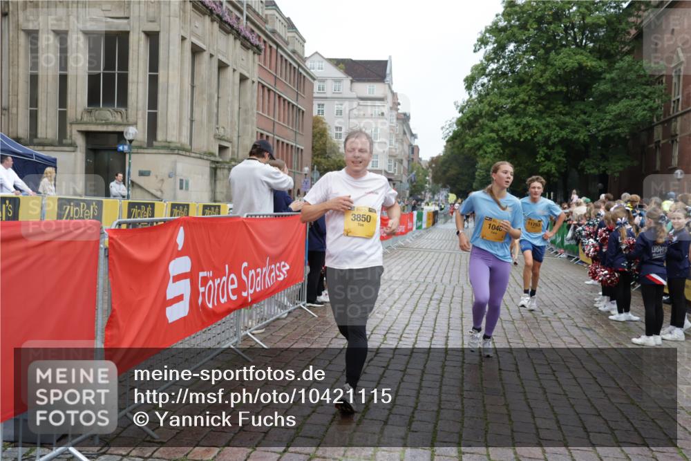 13.09.2026 - Kiel Lauf Yannick Fuchs http://msf.ph/oto/10421115 13.09.2026 09:43:03 Ziel 1040, 1213, 3041, 3849, 3850, 5530, 7874, 8191, 9354, 11753, 12259, 142, 762, 771, 1045, 1777, 2608, 3827, 3849, 4322, 4548, 6075, 6213, 6423, 6542, 6913, 8532, 8870, 9311, 9519, 9592, 9629, 9706, 11721, 12190, 12678, 255, 623, 1508, 4256, 5929, 6377, 7099, 7532, 8066, 8808, 9933, 10047, 10118, 445, 771, 1777, 2914, 2955, 2977, 5559, 6099, 6213, 6542, 12190 meine-sportfotos.de