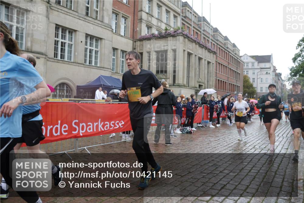 13.09.2026 - Kiel Lauf Yannick Fuchs http://msf.ph/oto/10421145 13.09.2026 10:53:35 Ziel 183, 1199, 1757, 2225, 2433, 2692, 3027, 3498, 3922, 4515, 4657, 5285, 5766, 5769, 5788, 6712, 6926, 7021, 7132, 7571, 7599, 7649, 8003, 8642, 8821, 8987, 9198, 9471, 9677, 11166, 11537, 11556, 11912, 12380, 127, 168, 207, 373, 2174, 2336, 2859, 3104, 3153, 3173, 3500, 4005, 4196, 5691, 5924, 6055, 6104, 6181, 6374, 6543, 6821, 7139, 7365, 7869, 8422, 8483, 8518, 9749, 10276, 10367, 10721, 11074, 11097, 11253, 11556, 12380 meine-sportfotos.de