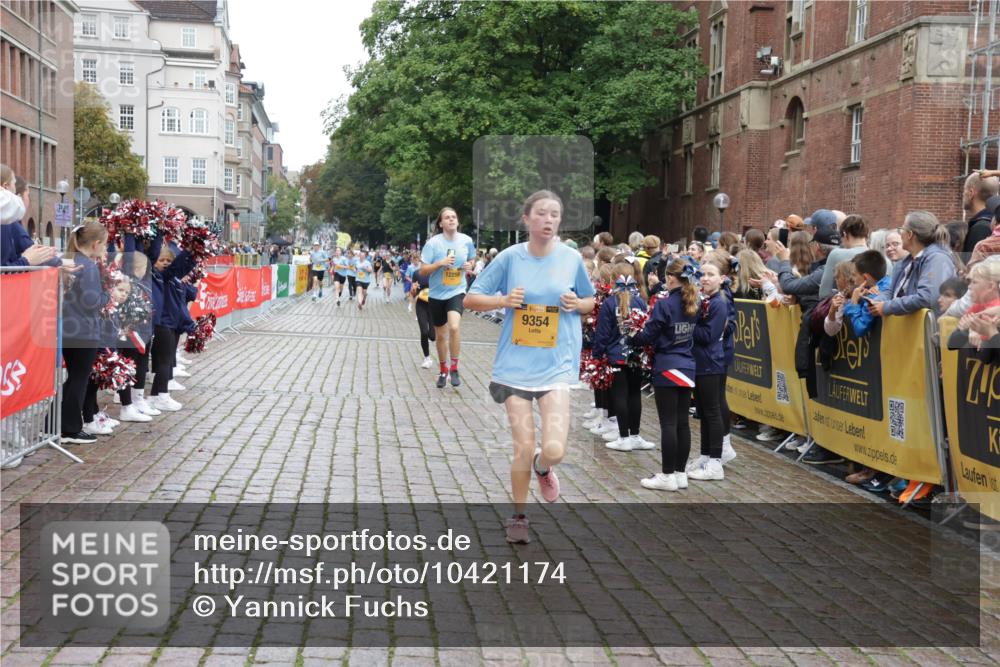 13.09.2026 - Kiel Lauf Yannick Fuchs http://msf.ph/oto/10421174 13.09.2026 09:43:07 Ziel 1040, 3041, 3850, 5530, 8191, 9354, 9933, 10047, 10118, 11753, 12259, 142, 762, 1045, 1213, 2608, 3827, 3849, 4322, 4548, 6075, 6423, 6913, 7874, 8191, 8532, 8870, 9311, 9519, 9592, 9629, 9706, 11721, 12678, 255, 623, 1508, 4256, 5929, 6377, 7099, 7532, 7857, 8066, 8808, 445, 771, 1045, 1777, 2608, 4548, 5559, 6075, 6099, 6213, 6423, 6542, 6913, 12190 meine-sportfotos.de
