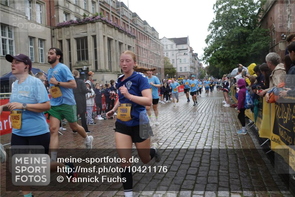 13.09.2026 - Kiel Lauf Yannick Fuchs http://msf.ph/oto/10421176 13.09.2026 10:53:42 Ziel 183, 661, 1199, 1424, 2225, 2433, 2692, 2843, 3027, 3922, 3962, 4249, 4515, 4633, 4657, 5427, 6712, 6761, 6926, 7021, 7467, 7571, 7599, 8003, 8642, 8821, 8987, 9198, 9471, 9677, 10002, 11537, 11912, 12088, 12404, 168, 207, 373, 1757, 2174, 2336, 2692, 2859, 3153, 3498, 3500, 4005, 4196, 4657, 5285, 5691, 5766, 5769, 5788, 5924, 6055, 6104, 6181, 6374, 6543, 6821, 7021, 7132, 7365, 7649, 7869, 8422, 8483, 10276, 10367, 11097, 11166, 11253, 11537, 11556, 12380, 2683, 3886 meine-sportfotos.de