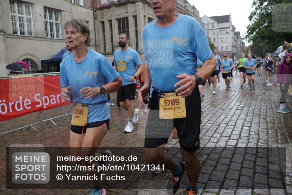 13.09.2026 - Kiel Lauf Yannick Fuchs http://msf.ph/oto/10421341 13.09.2026 10:54:04 Ziel 1740, 2683, 2746, 3024, 3269, 3649, 3886, 4045, 4101, 4264, 4276, 4525, 4581, 4867, 5119, 5392, 5506, 5621, 5626, 5650, 5675, 5678, 5680, 6394, 6519, 7276, 7518, 7535, 8639, 8925, 9088, 9517, 9618, 9666, 10084, 10119, 10146, 10766, 11486, 183, 661, 1117, 1199, 1424, 2033, 2225, 2433, 2692, 2843, 3027, 3092, 3498, 3817, 3822, 3922, 3962, 4249, 4515, 4633, 4657, 4701, 5073, 5203, 5285, 5427, 5431, 5766, 5769, 5788, 5884, 7021, 7132, 11166, 11537, 243 meine-sportfotos.de