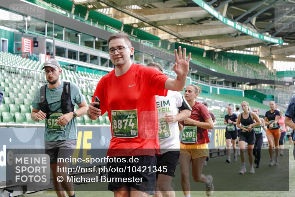 13.09.2026 - 21. swb-Marathon Bremen Michael Burmester http://msf.ph/oto/10421345 13.09.2026 13:22:09 Laufen im Stadion 128, 160, 211, 258, 343, 351, 423, 441, 571, 601, 620, 782, 851, 1060, 1094, 1157, 1158, 1177, 1259, 1316, 1344, 1417, 1439, 1518, 1657, 1669, 1676, 1691, 1729, 1808, 1846, 1883, 2139, 2201, 2213, 2258, 2278, 2290, 2414, 2504, 2551, 2619, 2632, 2652, 2660, 2685, 2711, 2736, 2828, 2954, 2964, 2995, 3004, 3010, 3022, 3034, 3070, 3074, 3144, 3225, 3351, 3530, 3682, 3784, 4020, 4054, 4406, 4407, 4431, 4584, 1506 meine-sportfotos.de