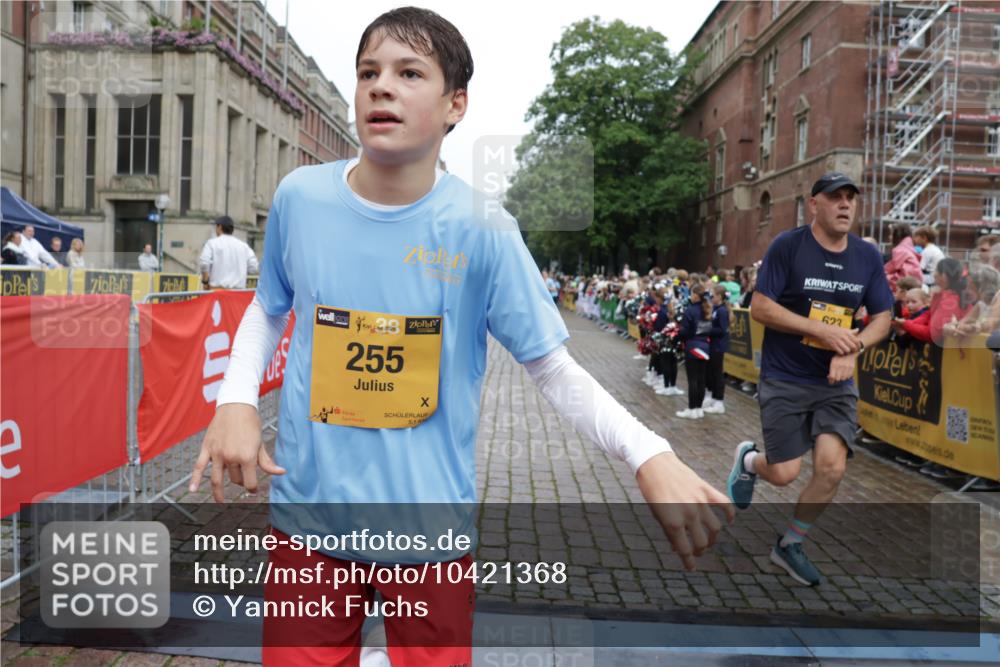 13.09.2026 - Kiel Lauf Yannick Fuchs http://msf.ph/oto/10421368 13.09.2026 09:43:20 Ziel 255, 623, 1508, 4256, 5929, 6377, 7099, 7532, 8066, 8808, 9933, 10047, 10118, 762, 1040, 1213, 3041, 3827, 3849, 3850, 5530, 7874, 8191, 8870, 9311, 9354, 9629, 11721, 11753, 12259, 12678, 40, 401, 1049, 1833, 1857, 4171, 7773, 7857, 7905, 8770, 8834, 9323, 9934, 10189, 10300, 10460, 11246, 12101, 12164, 12575, 142, 762, 3827, 4322, 8532, 9519, 9592, 11721 meine-sportfotos.de