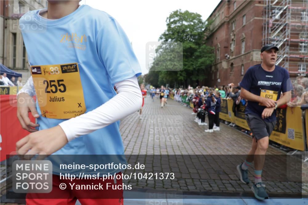 13.09.2026 - Kiel Lauf Yannick Fuchs http://msf.ph/oto/10421373 13.09.2026 09:43:21 Ziel 255, 623, 1508, 4256, 5929, 6377, 7099, 7532, 7857, 8066, 8808, 9933, 10047, 10118, 1040, 1213, 3041, 3827, 3849, 3850, 5530, 7874, 8191, 8870, 9311, 9354, 9629, 10047, 11721, 11753, 12259, 12678, 40, 401, 1049, 1833, 1857, 4171, 7773, 7905, 8770, 8834, 9323, 9934, 10189, 10300, 10460, 11246, 12101, 12164, 12575, 142, 762, 3827, 4322, 8532, 8870, 9519, 9592, 11721 meine-sportfotos.de