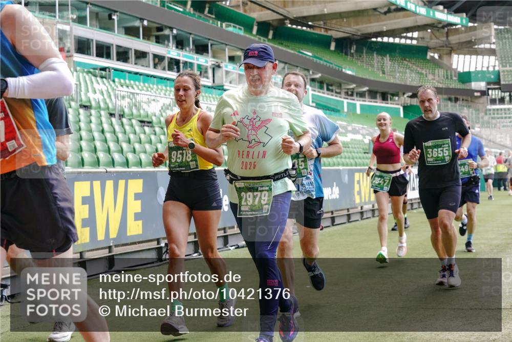 13.09.2026 - 21. swb-Marathon Bremen Michael Burmester http://msf.ph/oto/10421376 13.09.2026 12:59:20 Laufen im Stadion 135, 141, 148, 191, 226, 232, 260, 342, 511, 672, 745, 789, 790, 972, 1080, 1119, 1166, 1191, 1199, 1209, 1281, 1493, 1494, 1516, 1642, 1647, 1931, 1933, 2088, 2210, 2289, 2343, 2367, 2397, 2425, 2481, 2517, 2570, 2577, 2686, 2771, 2806, 2807, 2827, 2885, 2899, 2914, 2953, 2961, 2979, 3015, 3021, 3076, 3098, 3120, 3124, 3138, 3148, 3186, 3190, 3233, 3273, 3338, 3435, 3516, 3531, 3534, 3560, 3652, 3655, 3695, 3855, 3861, 3930, 3933, 3934, 205 meine-sportfotos.de