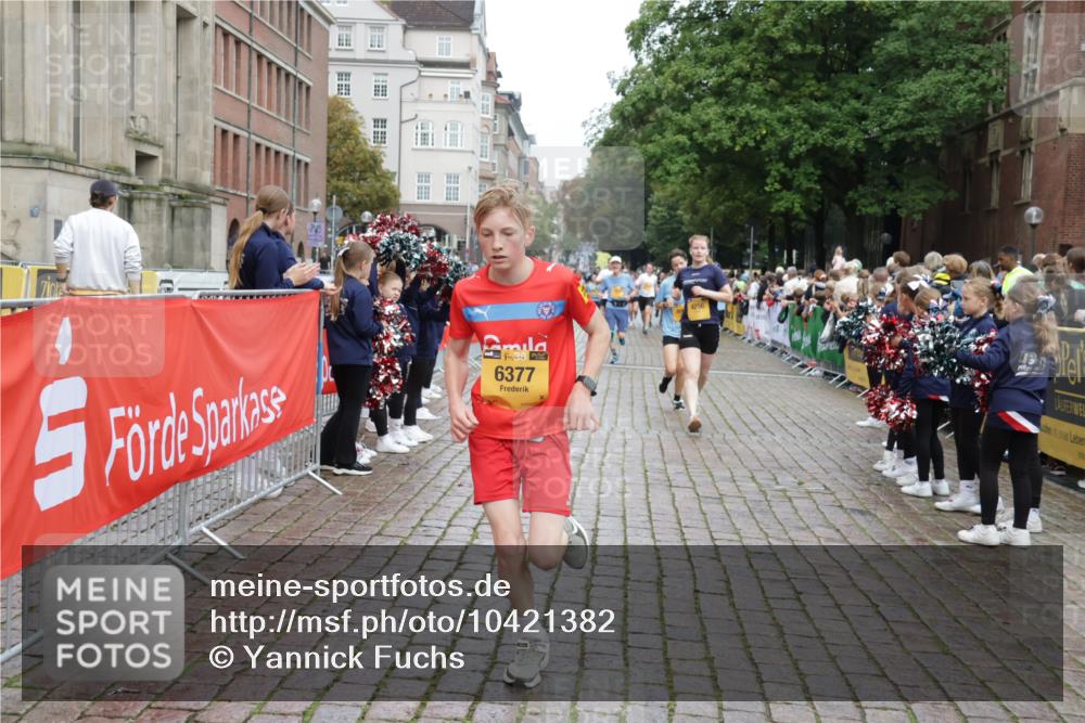 13.09.2026 - Kiel Lauf Yannick Fuchs http://msf.ph/oto/10421382 13.09.2026 09:43:22 Ziel 255, 623, 1508, 4256, 5929, 6377, 7099, 7532, 7857, 8066, 8808, 9933, 10118, 1040, 1213, 3041, 3827, 3849, 3850, 5530, 7874, 8191, 8870, 9311, 9354, 9629, 9933, 10047, 10118, 11721, 11753, 12259, 12678, 40, 401, 1049, 1833, 1857, 4171, 5964, 7773, 7905, 8770, 8834, 9323, 9934, 10189, 10300, 10460, 11246, 12101, 12164, 12575, 762, 3827, 4322, 8870, 9519, 9592, 11721 meine-sportfotos.de