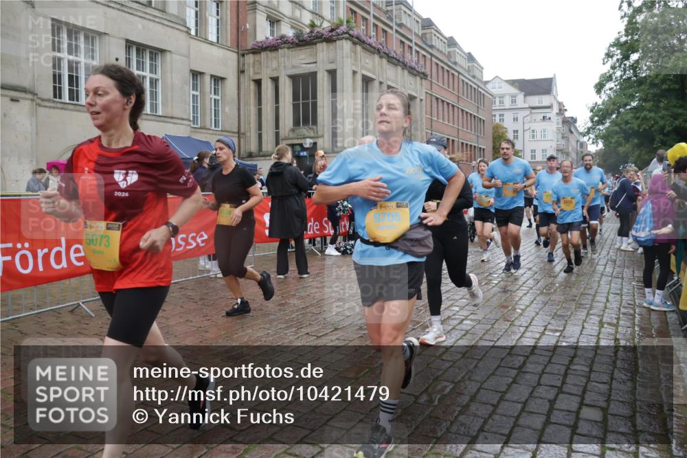 13.09.2026 - Kiel Lauf Yannick Fuchs http://msf.ph/oto/10421479 13.09.2026 10:54:23 Ziel 394, 932, 1127, 1613, 1765, 2259, 3729, 4246, 4310, 4827, 5318, 5578, 6063, 6208, 6571, 6887, 7558, 8328, 8640, 8711, 9655, 9863, 10049, 243, 548, 1117, 1343, 1740, 2033, 2196, 2471, 2579, 2683, 2746, 3024, 3092, 3269, 3293, 3337, 3649, 3817, 3822, 3886, 4045, 4101, 4264, 4276, 4525, 4581, 4582, 4701, 4867, 5073, 5119, 5203, 5392, 5431, 5506, 5621, 5626, 5650, 5675, 5678, 5680, 5884, 6519, 6888, 7276, 7518, 7535, 8849, 8925, 9088, 9400 meine-sportfotos.de