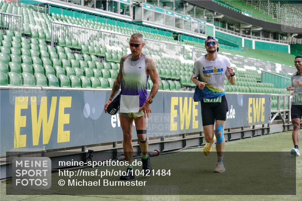 13.09.2026 - 21. swb-Marathon Bremen Michael Burmester http://msf.ph/oto/10421484 13.09.2026 12:59:25 Laufen im Stadion 135, 141, 148, 191, 226, 232, 260, 342, 511, 672, 745, 789, 790, 972, 1080, 1119, 1166, 1209, 1281, 1368, 1493, 1494, 1516, 1642, 1647, 1861, 1931, 1933, 1935, 2088, 2210, 2289, 2343, 2367, 2397, 2425, 2481, 2517, 2570, 2577, 2686, 2771, 2806, 2807, 2827, 2885, 2899, 2914, 2953, 2961, 2979, 3015, 3021, 3076, 3098, 3105, 3120, 3124, 3138, 3148, 3186, 3190, 3233, 3273, 3338, 3354, 3435, 3516, 3531, 3534, 3560, 3652, 3655, 3695, 3855, 3861, 3930, 3933, 3934, 205 meine-sportfotos.de