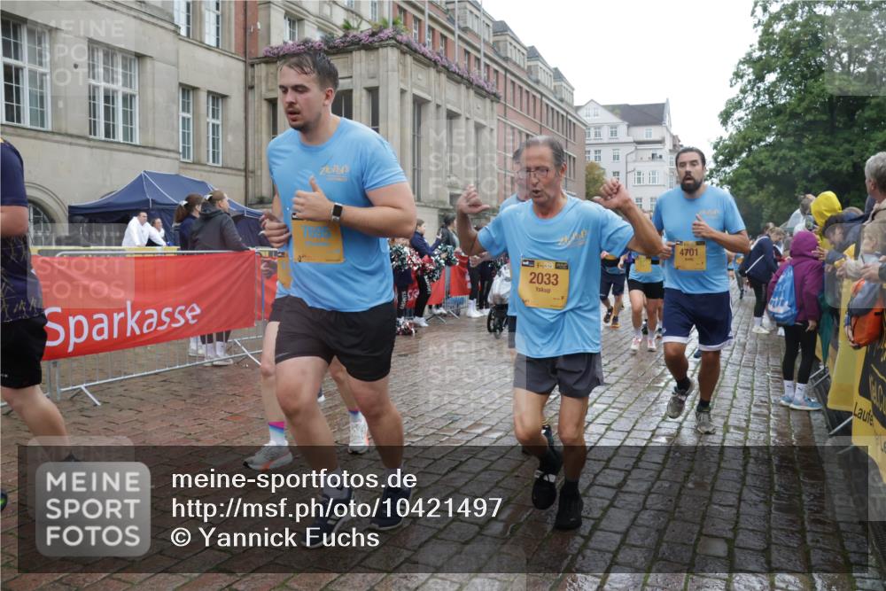 13.09.2026 - Kiel Lauf Yannick Fuchs http://msf.ph/oto/10421497 13.09.2026 10:54:25 Ziel 394, 932, 1127, 1613, 1765, 2259, 3729, 4246, 4827, 5318, 5560, 5578, 6063, 6208, 6571, 6887, 7558, 8328, 8640, 8711, 9655, 10049, 11156, 12526, 243, 548, 1117, 1343, 1740, 1765, 2033, 2196, 2471, 2579, 2683, 2746, 3024, 3092, 3269, 3293, 3337, 3649, 3729, 3822, 3886, 4045, 4101, 4264, 4276, 4310, 4525, 4581, 4582, 4701, 4867, 5119, 5203, 5392, 5431, 5506, 5621, 5626, 5650, 5675, 5678, 5680, 6519, 6888, 7276, 7518, 7535, 8640, 8849, 8925, 9088, 9400 meine-sportfotos.de