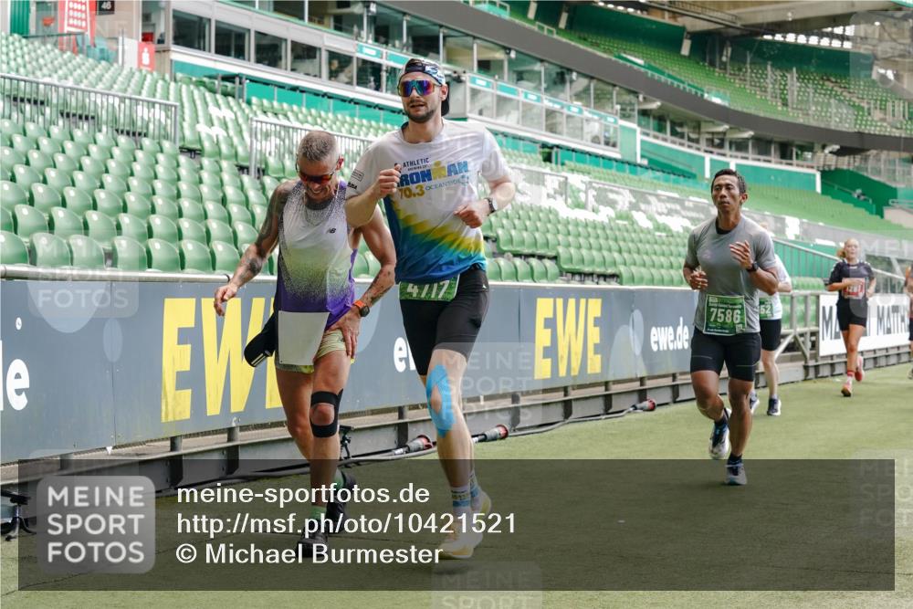 13.09.2026 - 21. swb-Marathon Bremen Michael Burmester http://msf.ph/oto/10421521 13.09.2026 12:59:26 Laufen im Stadion 135, 141, 148, 191, 226, 232, 260, 342, 511, 672, 745, 789, 790, 972, 1080, 1119, 1166, 1209, 1281, 1368, 1493, 1494, 1516, 1642, 1647, 1861, 1931, 1933, 1935, 2088, 2210, 2289, 2343, 2367, 2425, 2481, 2517, 2570, 2577, 2686, 2771, 2806, 2807, 2827, 2885, 2899, 2914, 2953, 2961, 2979, 3015, 3021, 3076, 3098, 3105, 3120, 3124, 3138, 3148, 3186, 3190, 3233, 3273, 3338, 3354, 3435, 3516, 3531, 3534, 3560, 3652, 3655, 3855, 3861, 3930, 3933, 3934, 205 meine-sportfotos.de