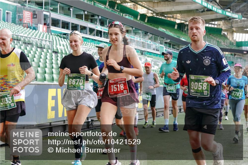 13.09.2026 - 21. swb-Marathon Bremen Michael Burmester http://msf.ph/oto/10421529 13.09.2026 13:22:17 Laufen im Stadion 128, 160, 211, 258, 343, 351, 423, 441, 571, 601, 620, 782, 851, 892, 1060, 1094, 1157, 1158, 1177, 1178, 1259, 1316, 1344, 1417, 1518, 1657, 1669, 1676, 1691, 1729, 1746, 1788, 1808, 1883, 2201, 2213, 2258, 2290, 2414, 2433, 2475, 2504, 2526, 2551, 2619, 2632, 2652, 2660, 2685, 2711, 2736, 2828, 2954, 2964, 2995, 3010, 3022, 3034, 3070, 3074, 3144, 3225, 3347, 3351, 3505, 3530, 3682, 3784, 4020, 4054, 4406, 4407, 4431, 4584, 1506 meine-sportfotos.de