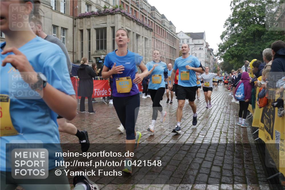 13.09.2026 - Kiel Lauf Yannick Fuchs http://msf.ph/oto/10421548 13.09.2026 10:54:30 Ziel 1127, 1287, 2259, 2506, 4246, 4502, 5318, 5560, 5578, 6063, 6166, 6208, 6571, 6887, 7558, 8328, 8711, 8867, 9462, 9633, 9655, 10049, 11156, 11529, 11760, 12526, 12710, 243, 394, 548, 932, 1343, 1613, 1740, 1765, 2196, 2471, 2579, 2683, 2746, 3024, 3269, 3293, 3337, 3649, 3729, 3886, 4045, 4101, 4246, 4264, 4276, 4310, 4525, 4581, 4582, 4827, 4867, 5119, 5318, 5392, 5506, 5621, 5626, 5650, 5675, 5678, 5680, 6519, 6888, 7276, 7518, 7535, 8640, 8849, 8925, 9088, 9400, 396 meine-sportfotos.de
