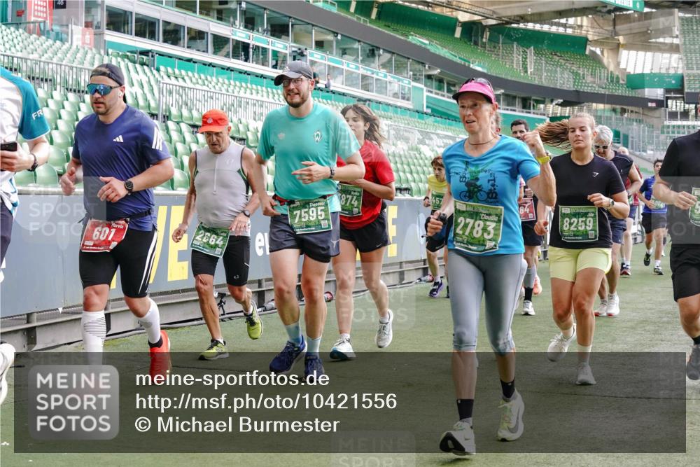 13.09.2026 - 21. swb-Marathon Bremen Michael Burmester http://msf.ph/oto/10421556 13.09.2026 13:22:18 Laufen im Stadion 128, 160, 211, 258, 343, 351, 423, 441, 571, 601, 620, 782, 851, 892, 1060, 1094, 1157, 1158, 1177, 1178, 1259, 1316, 1344, 1417, 1518, 1657, 1669, 1676, 1691, 1729, 1746, 1788, 1808, 1883, 2201, 2213, 2258, 2290, 2414, 2433, 2475, 2504, 2526, 2551, 2619, 2632, 2652, 2660, 2685, 2711, 2736, 2828, 2954, 2964, 2995, 3010, 3022, 3034, 3070, 3074, 3144, 3225, 3347, 3351, 3505, 3530, 3682, 3784, 4020, 4054, 4231, 4406, 4407, 4431, 4584, 1506 meine-sportfotos.de