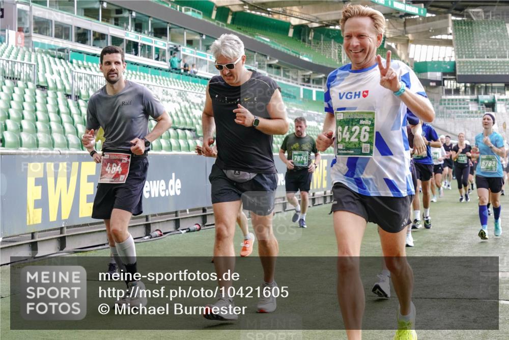 13.09.2026 - 21. swb-Marathon Bremen Michael Burmester http://msf.ph/oto/10421605 13.09.2026 13:22:21 Laufen im Stadion 128, 160, 211, 258, 343, 351, 423, 441, 571, 601, 609, 620, 782, 851, 892, 1060, 1094, 1157, 1158, 1177, 1178, 1259, 1316, 1331, 1344, 1417, 1518, 1657, 1669, 1676, 1691, 1729, 1746, 1788, 1808, 1883, 2213, 2258, 2290, 2414, 2433, 2475, 2504, 2526, 2551, 2619, 2632, 2652, 2660, 2685, 2711, 2736, 2828, 2954, 2964, 2995, 3010, 3022, 3034, 3070, 3074, 3144, 3225, 3252, 3347, 3351, 3505, 3530, 3559, 3682, 3784, 4020, 4054, 4231, 4406, 4407, 4431, 4584, 1506 meine-sportfotos.de