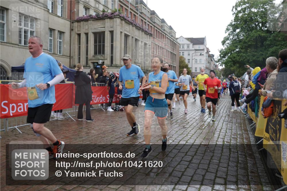 13.09.2026 - Kiel Lauf Yannick Fuchs http://msf.ph/oto/10421620 13.09.2026 10:54:35 Ziel 1127, 1287, 2506, 4502, 4938, 5302, 5560, 5821, 6063, 6166, 6208, 6887, 6889, 7558, 8542, 8711, 8867, 9297, 9462, 9633, 10015, 10740, 11156, 11529, 11760, 12268, 12526, 12529, 12710, 243, 394, 548, 932, 1343, 1613, 1740, 1765, 2196, 2259, 2471, 2579, 2746, 3024, 3269, 3293, 3337, 3649, 3729, 4246, 4264, 4310, 4525, 4582, 4827, 5119, 5318, 5392, 5578, 5621, 5680, 6519, 6571, 6888, 7276, 7535, 8328, 8640, 8849, 8925, 9088, 9400, 396, 454 meine-sportfotos.de