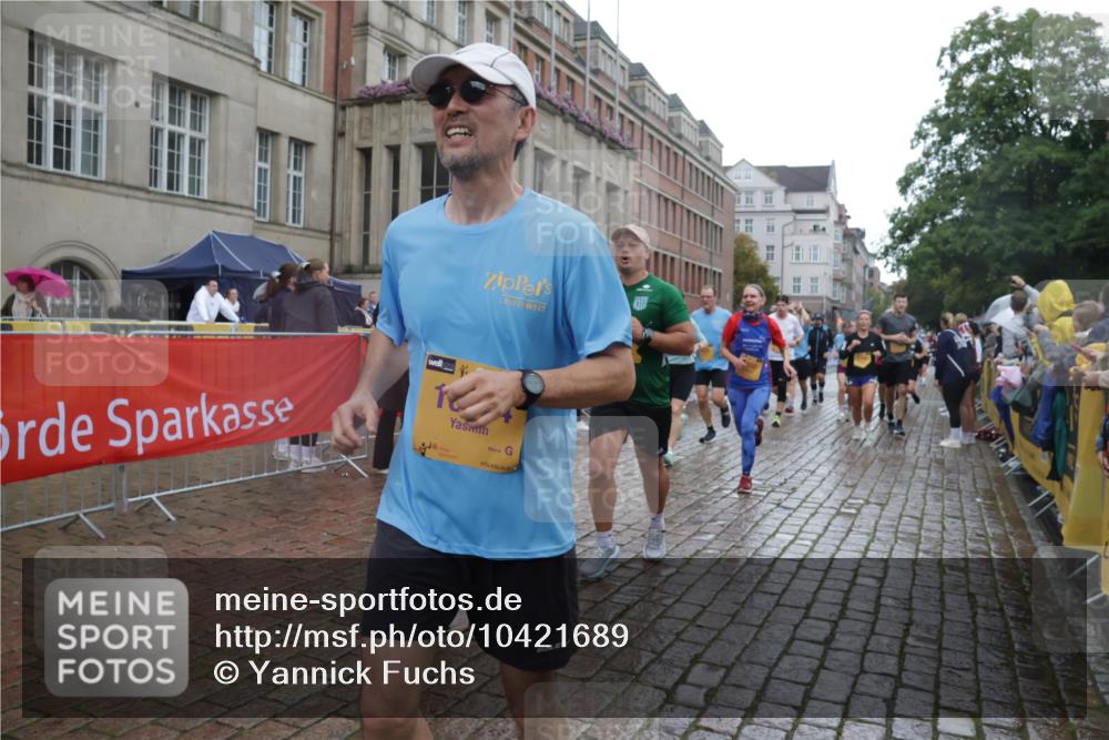 13.09.2026 - Kiel Lauf Yannick Fuchs http://msf.ph/oto/10421689 13.09.2026 10:54:40 Ziel 796, 1063, 1287, 1940, 2506, 3939, 4091, 4502, 4772, 4938, 5302, 5821, 5923, 6166, 6889, 7046, 8222, 8484, 8542, 8867, 9297, 9424, 9462, 9633, 10015, 10740, 11156, 11529, 11760, 12268, 12526, 12529, 12710, 243, 394, 548, 932, 1127, 1343, 1613, 1765, 2196, 2259, 2471, 2579, 2746, 3293, 3337, 3649, 3729, 4246, 4264, 4310, 4525, 4582, 4827, 5119, 5318, 5392, 5560, 5578, 6063, 6208, 6519, 6571, 6887, 6888, 7276, 7558, 8328, 8640, 8711, 8849, 8925, 9400, 396, 454 meine-sportfotos.de