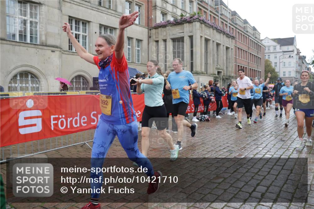 13.09.2026 - Kiel Lauf Yannick Fuchs http://msf.ph/oto/10421710 13.09.2026 10:54:42 Ziel 396, 796, 1063, 1287, 1940, 2506, 3511, 3939, 3950, 4091, 4502, 4772, 4938, 5302, 5521, 5821, 5923, 6166, 6889, 7046, 7696, 8222, 8484, 8542, 8867, 9297, 9424, 9633, 10015, 10134, 10740, 11529, 11760, 12268, 12529, 243, 394, 548, 932, 1127, 1287, 1343, 1613, 1765, 2196, 2259, 2471, 2579, 2746, 3293, 3337, 3649, 3729, 4246, 4310, 4525, 4582, 4827, 5318, 5392, 5560, 5578, 6063, 6166, 6208, 6519, 6571, 6887, 6888, 7276, 7558, 8328, 8640, 8711, 8849, 8925, 9400, 9462, 9633, 454 meine-sportfotos.de