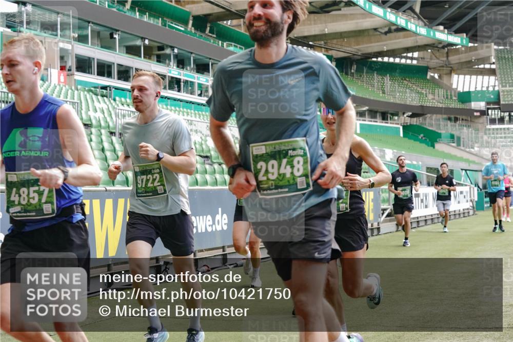 13.09.2026 - 21. swb-Marathon Bremen Michael Burmester http://msf.ph/oto/10421750 13.09.2026 12:59:38 Laufen im Stadion 135, 148, 191, 226, 232, 260, 342, 651, 745, 972, 1080, 1166, 1209, 1281, 1368, 1493, 1494, 1516, 1642, 1650, 1861, 1931, 1935, 1963, 2088, 2210, 2289, 2293, 2306, 2322, 2343, 2367, 2425, 2481, 2517, 2570, 2577, 2686, 2771, 2806, 2807, 2827, 2885, 2899, 2914, 2953, 2961, 2979, 3015, 3021, 3076, 3098, 3105, 3120, 3124, 3145, 3148, 3190, 3233, 3273, 3354, 3435, 3480, 3516, 3531, 3560, 3652, 3729, 3855, 3861, 3930, 3933, 3934, 205 meine-sportfotos.de