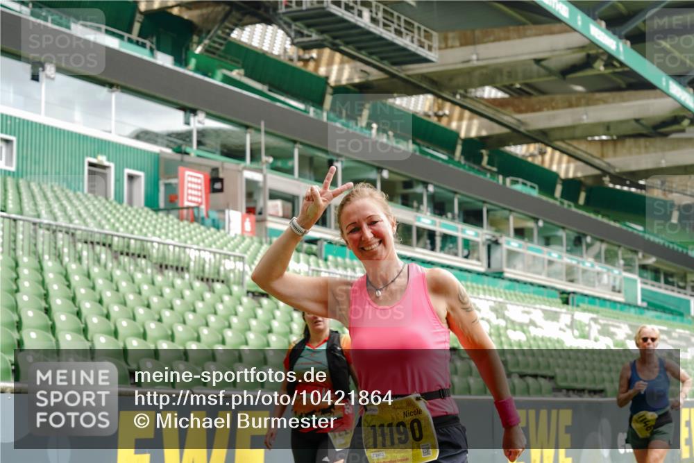 13.09.2026 - 21. swb-Marathon Bremen Michael Burmester http://msf.ph/oto/10421864 13.09.2026 10:45:19 Laufen im Stadion 10137, 10176, 10191, 10192, 10194, 10202, 10242, 10295, 10344, 10430, 10472, 10524, 10568, 10600, 10629, 10651, 10679, 10713, 10756, 10779, 10882, 10979, 10997, 10999, 11081, 11181, 11200, 11233, 11244, 11307, 11309, 11355, 11367, 11385, 11408, 11495, 11574, 11629, 11709, 11808, 11821, 11932, 11943, 12057, 12089, 12151, 12153, 12177, 12178, 12224, 12226, 12285, 12311, 12321, 12334, 12374, 12539, 10148, 10303, 10330 meine-sportfotos.de