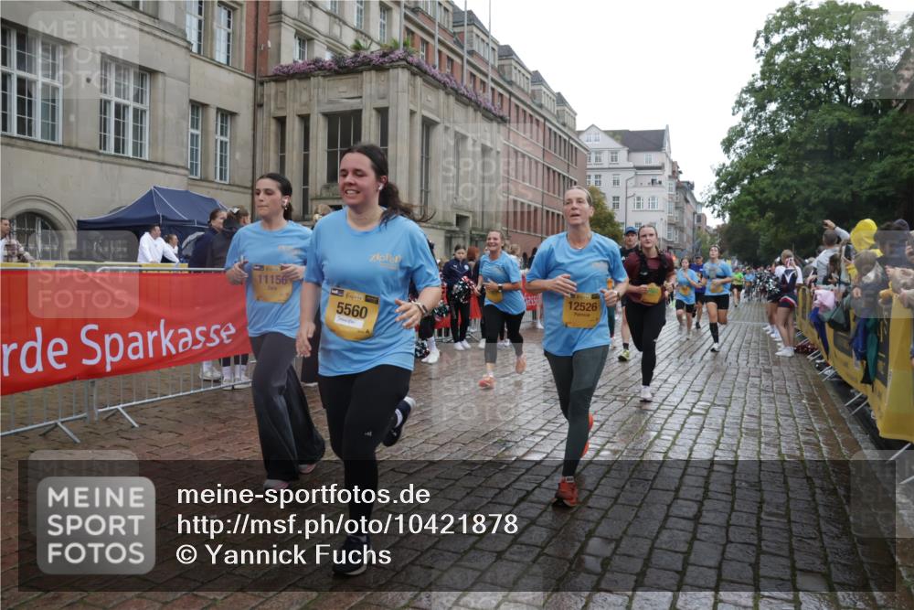 13.09.2026 - Kiel Lauf Yannick Fuchs http://msf.ph/oto/10421878 13.09.2026 10:55:03 Ziel 454, 575, 1232, 1459, 1815, 1973, 2198, 2339, 2357, 2548, 2554, 2813, 3084, 3699, 4369, 4370, 4625, 4652, 4665, 4902, 5260, 5645, 6193, 6498, 6501, 6583, 7722, 8121, 8714, 9573, 9601, 9849, 10032, 10058, 10148, 10170, 11157, 11453, 12176, 12444, 396, 454, 459, 796, 1063, 1287, 1619, 1659, 1940, 2506, 2747, 3162, 3511, 3939, 3950, 4091, 4502, 4772, 5560, 6166, 9462, 9633, 185, 313, 1851, 2738, 3429, 3903, 4403, 4678, 4898, 5104, 2259, 5578 meine-sportfotos.de