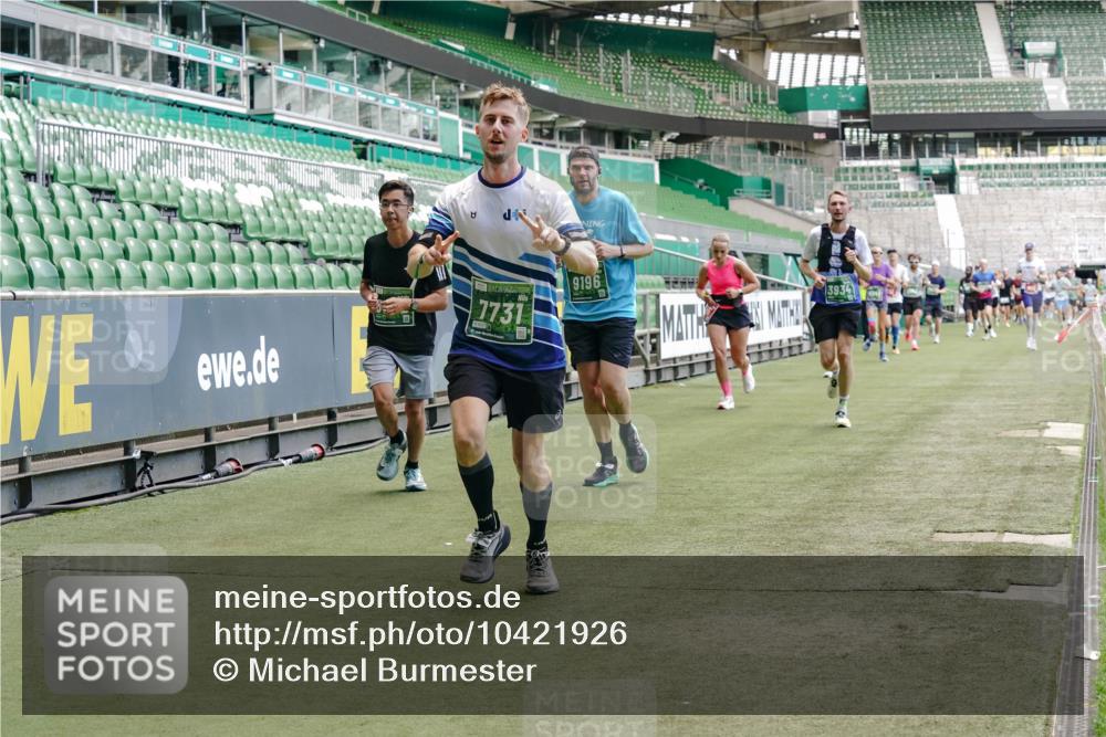 13.09.2026 - 21. swb-Marathon Bremen Michael Burmester http://msf.ph/oto/10421926 13.09.2026 12:59:42 Laufen im Stadion 135, 148, 191, 226, 232, 260, 342, 651, 745, 972, 1080, 1166, 1209, 1281, 1368, 1493, 1494, 1516, 1642, 1650, 1861, 1931, 1935, 1963, 2088, 2210, 2289, 2293, 2306, 2322, 2343, 2367, 2425, 2481, 2517, 2570, 2577, 2686, 2700, 2771, 2806, 2807, 2827, 2885, 2899, 2906, 2914, 2953, 2961, 2979, 3015, 3021, 3076, 3098, 3105, 3120, 3124, 3145, 3168, 3190, 3233, 3273, 3354, 3435, 3480, 3516, 3531, 3560, 3652, 3729, 3855, 3861, 3930, 3934, 205 meine-sportfotos.de