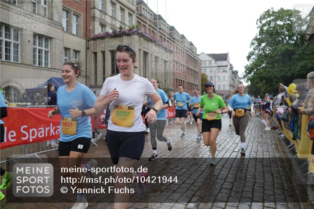 13.09.2026 - Kiel Lauf Yannick Fuchs http://msf.ph/oto/10421944 13.09.2026 10:55:12 Ziel 185, 1459, 1815, 1851, 1973, 2339, 2548, 2738, 3084, 3429, 3645, 3903, 4403, 4678, 4898, 5104, 5645, 5834, 6193, 6490, 6498, 6501, 6583, 6991, 7118, 7450, 7566, 8121, 8714, 8791, 8845, 9131, 10032, 10061, 10354, 10571, 11325, 11358, 11453, 12176, 12444, 396, 454, 459, 575, 796, 1063, 1232, 1619, 1659, 1940, 2198, 2357, 2548, 2554, 2747, 2813, 3162, 3511, 3699, 3939, 3950, 4091, 4369, 4370, 4625, 4652, 4665, 4772, 4902, 7722, 8121, 34, 313 meine-sportfotos.de