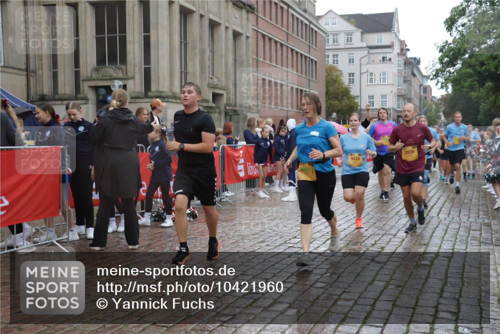 13.09.2026 - Kiel Lauf Yannick Fuchs http://msf.ph/oto/10421960 13.09.2026 10:55:15 Ziel 185, 313, 1459, 1815, 1851, 1973, 2738, 3429, 3645, 3903, 4403, 4678, 4898, 5104, 5485, 5645, 5834, 6490, 6498, 6501, 6800, 6991, 7118, 7450, 7566, 8714, 8791, 8845, 9131, 10032, 10061, 10354, 10571, 10936, 11325, 11358, 11453, 11751, 12176, 12444, 12610, 396, 454, 459, 575, 796, 1063, 1232, 1619, 1659, 1815, 1940, 2198, 2339, 2357, 2548, 2554, 2747, 2813, 3084, 3162, 3511, 3699, 3939, 3950, 4091, 4369, 4370, 4625, 4652, 4665, 4772, 4902, 6193, 6583, 7722, 8121, 34 meine-sportfotos.de