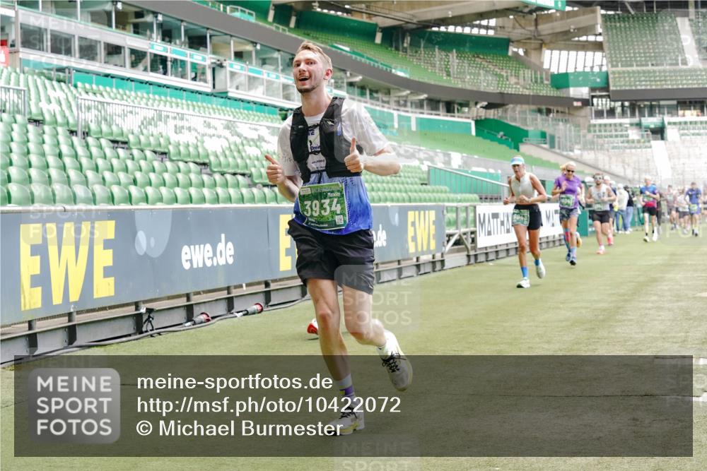 13.09.2026 - 21. swb-Marathon Bremen Michael Burmester http://msf.ph/oto/10422072 13.09.2026 12:59:46 Laufen im Stadion 135, 148, 191, 226, 232, 260, 342, 651, 745, 972, 1080, 1166, 1209, 1281, 1368, 1493, 1494, 1516, 1642, 1650, 1861, 1931, 1935, 1963, 2088, 2210, 2289, 2293, 2306, 2322, 2343, 2367, 2425, 2481, 2517, 2570, 2577, 2686, 2700, 2771, 2806, 2807, 2827, 2885, 2899, 2906, 2914, 2953, 2961, 2979, 3015, 3021, 3076, 3098, 3105, 3120, 3124, 3145, 3168, 3190, 3233, 3273, 3354, 3435, 3480, 3516, 3531, 3652, 3729, 3855, 3856, 3861, 3930, 3934, 205 meine-sportfotos.de