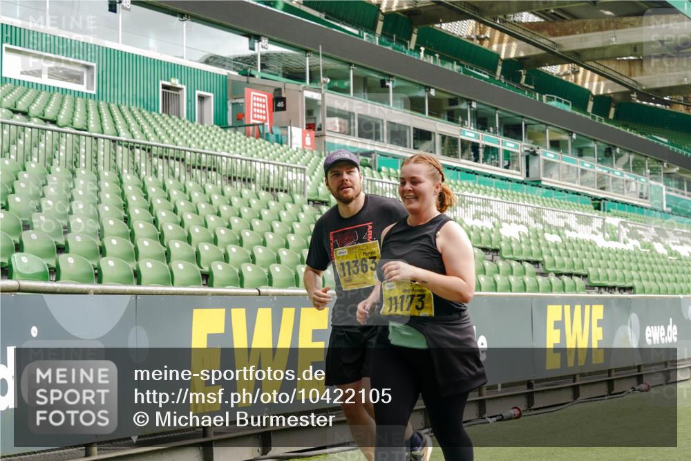 13.09.2026 - 21. swb-Marathon Bremen Michael Burmester http://msf.ph/oto/10422105 13.09.2026 10:45:27 Laufen im Stadion 10137, 10176, 10191, 10192, 10194, 10202, 10242, 10295, 10344, 10430, 10472, 10524, 10568, 10600, 10629, 10651, 10679, 10713, 10979, 10999, 11050, 11081, 11181, 11200, 11233, 11244, 11307, 11309, 11355, 11367, 11385, 11408, 11495, 11574, 11629, 11709, 11760, 11808, 11821, 11932, 11943, 12057, 12089, 12151, 12153, 12177, 12178, 12224, 12226, 12285, 12311, 12321, 12334, 12374, 12462, 12539, 10148, 10303, 10330, 10361, 10362 meine-sportfotos.de