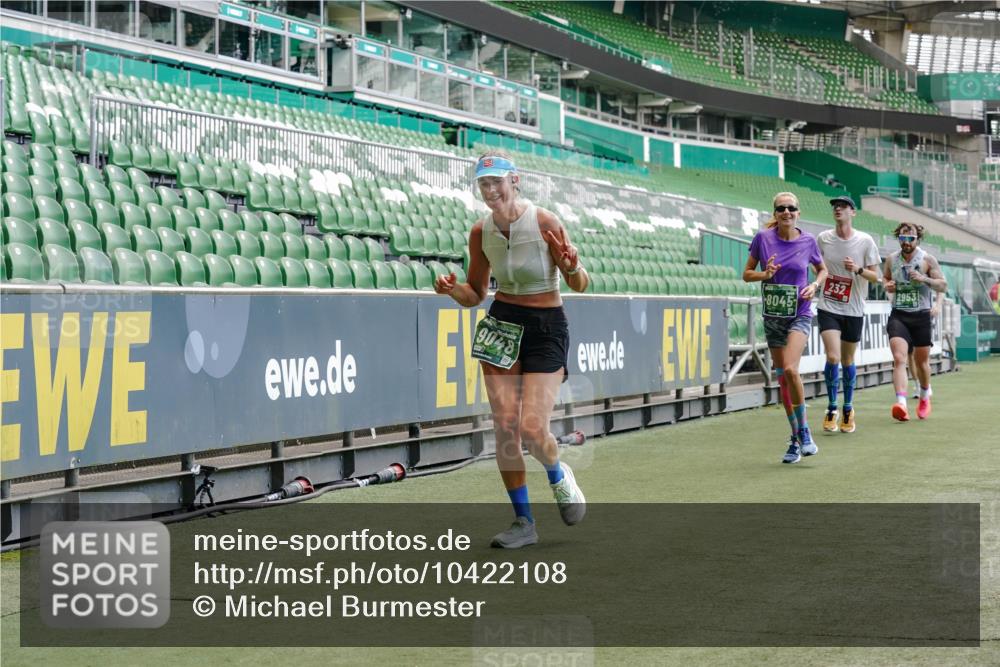 13.09.2026 - 21. swb-Marathon Bremen Michael Burmester http://msf.ph/oto/10422108 13.09.2026 12:59:48 Laufen im Stadion 135, 148, 191, 226, 232, 260, 342, 651, 745, 972, 1080, 1166, 1209, 1368, 1493, 1494, 1516, 1650, 1861, 1931, 1935, 1963, 2088, 2210, 2289, 2293, 2306, 2322, 2343, 2367, 2425, 2481, 2517, 2570, 2577, 2686, 2700, 2771, 2806, 2807, 2827, 2885, 2899, 2906, 2914, 2953, 2961, 2979, 3015, 3021, 3076, 3098, 3105, 3120, 3124, 3145, 3168, 3190, 3233, 3273, 3354, 3435, 3480, 3516, 3531, 3652, 3729, 3774, 3855, 3856, 3861, 3930, 3934, 205 meine-sportfotos.de