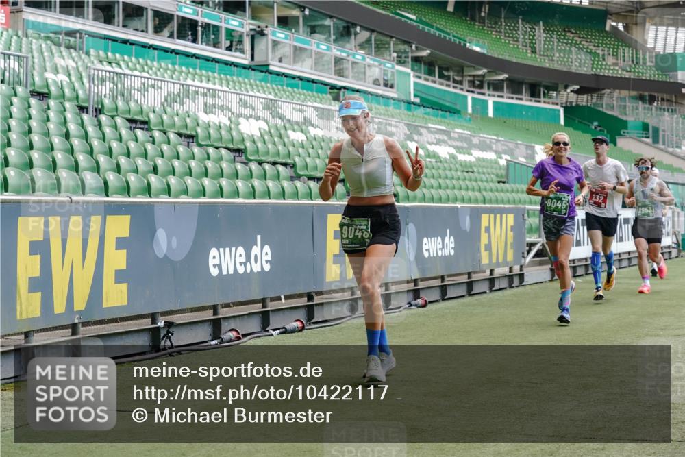 13.09.2026 - 21. swb-Marathon Bremen Michael Burmester http://msf.ph/oto/10422117 13.09.2026 12:59:49 Laufen im Stadion 135, 148, 191, 226, 232, 260, 342, 651, 745, 972, 1080, 1166, 1209, 1368, 1493, 1494, 1516, 1650, 1861, 1931, 1935, 1963, 2088, 2210, 2289, 2293, 2306, 2322, 2343, 2367, 2427, 2481, 2517, 2570, 2577, 2686, 2700, 2771, 2806, 2807, 2827, 2885, 2899, 2906, 2914, 2953, 2961, 2979, 3015, 3021, 3076, 3098, 3105, 3120, 3124, 3145, 3168, 3190, 3233, 3273, 3354, 3435, 3480, 3516, 3531, 3652, 3729, 3774, 3855, 3856, 3861, 3930, 3934, 205 meine-sportfotos.de