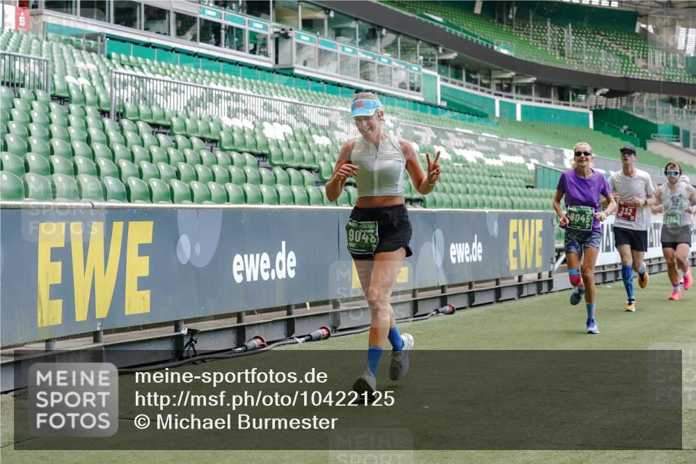 13.09.2026 - 21. swb-Marathon Bremen Michael Burmester http://msf.ph/oto/10422125 13.09.2026 12:59:49 Laufen im Stadion 135, 148, 191, 226, 232, 260, 342, 651, 745, 972, 1080, 1166, 1209, 1368, 1493, 1494, 1516, 1650, 1861, 1931, 1935, 1963, 2088, 2210, 2289, 2293, 2306, 2322, 2343, 2367, 2427, 2481, 2517, 2570, 2577, 2686, 2700, 2771, 2806, 2807, 2827, 2885, 2899, 2906, 2914, 2953, 2961, 2979, 3015, 3021, 3076, 3098, 3105, 3120, 3124, 3145, 3168, 3190, 3233, 3273, 3354, 3435, 3480, 3516, 3531, 3652, 3729, 3774, 3855, 3856, 3861, 3930, 3934, 205 meine-sportfotos.de