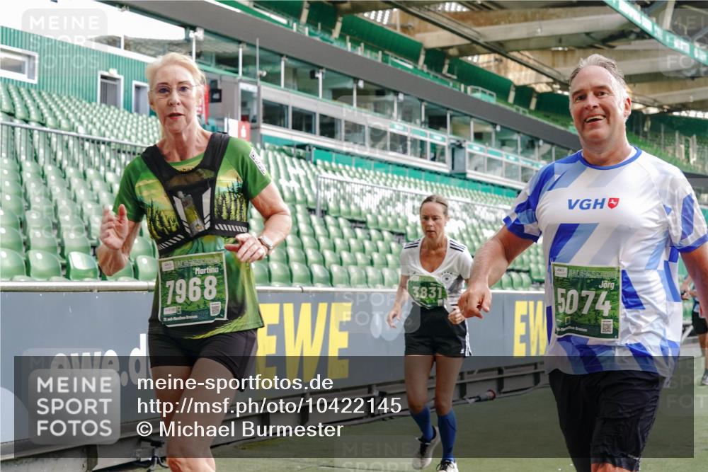13.09.2026 - 21. swb-Marathon Bremen Michael Burmester http://msf.ph/oto/10422145 13.09.2026 13:22:38 Laufen im Stadion 128, 160, 211, 258, 343, 351, 423, 441, 533, 571, 601, 609, 708, 782, 851, 892, 1060, 1094, 1157, 1177, 1178, 1259, 1316, 1331, 1344, 1417, 1518, 1657, 1669, 1691, 1729, 1746, 1788, 1883, 2213, 2290, 2433, 2475, 2504, 2526, 2551, 2619, 2632, 2652, 2660, 2685, 2711, 2828, 2954, 2964, 2995, 3022, 3034, 3144, 3225, 3252, 3347, 3351, 3423, 3447, 3505, 3530, 3559, 3682, 3727, 3784, 3819, 4020, 4054, 4231, 4406, 4407, 4431, 4466, 4467, 4584, 1506 meine-sportfotos.de