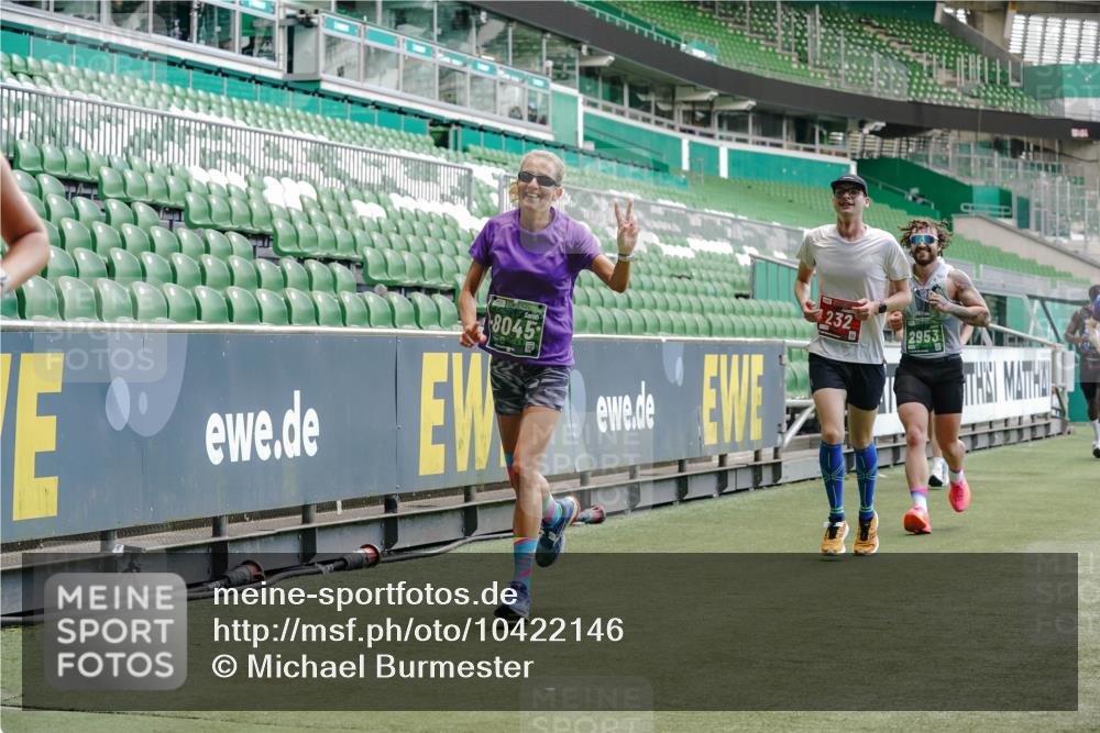 13.09.2026 - 21. swb-Marathon Bremen Michael Burmester http://msf.ph/oto/10422146 13.09.2026 12:59:50 Laufen im Stadion 135, 148, 191, 226, 232, 260, 342, 651, 745, 972, 1080, 1166, 1209, 1368, 1493, 1494, 1516, 1650, 1861, 1931, 1935, 1963, 2088, 2210, 2289, 2293, 2306, 2322, 2367, 2427, 2481, 2517, 2570, 2577, 2686, 2700, 2771, 2806, 2807, 2827, 2885, 2899, 2906, 2914, 2953, 2961, 2979, 3015, 3021, 3076, 3098, 3105, 3120, 3124, 3145, 3168, 3190, 3233, 3273, 3354, 3435, 3480, 3516, 3531, 3652, 3729, 3774, 3855, 3856, 3861, 3930, 3934, 205 meine-sportfotos.de