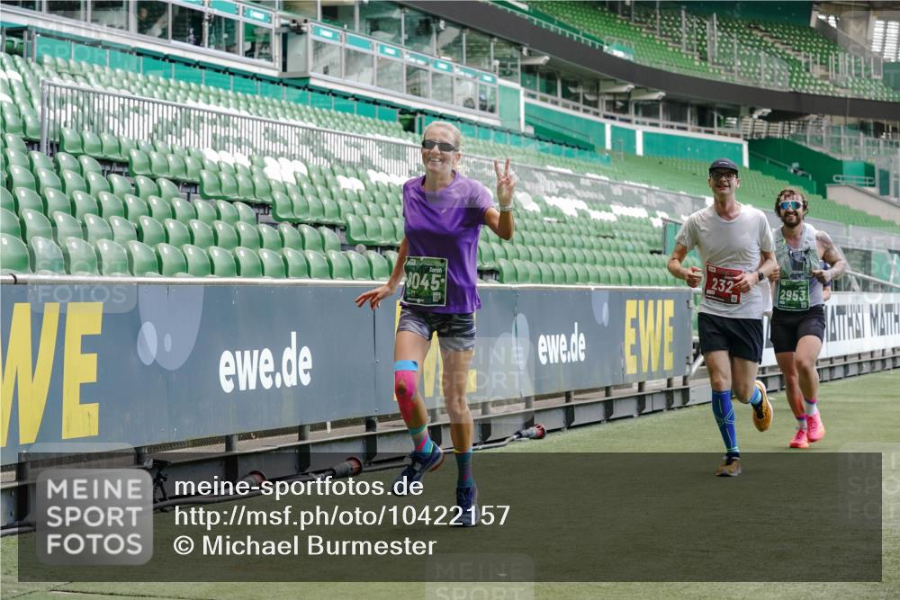 13.09.2026 - 21. swb-Marathon Bremen Michael Burmester http://msf.ph/oto/10422157 13.09.2026 12:59:50 Laufen im Stadion 135, 148, 191, 226, 232, 260, 342, 651, 745, 972, 1080, 1166, 1209, 1368, 1493, 1494, 1516, 1650, 1861, 1931, 1935, 1963, 2088, 2210, 2289, 2293, 2306, 2322, 2367, 2427, 2481, 2517, 2570, 2577, 2686, 2700, 2771, 2806, 2807, 2827, 2885, 2899, 2906, 2914, 2953, 2961, 2979, 3015, 3021, 3076, 3098, 3105, 3120, 3124, 3145, 3168, 3190, 3233, 3273, 3354, 3435, 3480, 3516, 3531, 3652, 3729, 3774, 3855, 3856, 3861, 3930, 3934, 205 meine-sportfotos.de