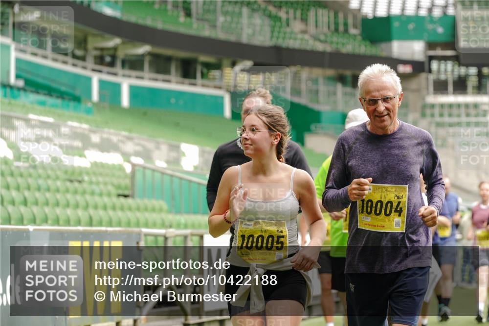 13.09.2026 - 21. swb-Marathon Bremen Michael Burmester http://msf.ph/oto/10422188 13.09.2026 10:45:35 Laufen im Stadion 10137, 10176, 10191, 10192, 10194, 10202, 10242, 10295, 10344, 10430, 10472, 10524, 10568, 10600, 10629, 10651, 10679, 10713, 10979, 10999, 11050, 11081, 11181, 11200, 11233, 11244, 11307, 11309, 11367, 11385, 11495, 11574, 11629, 11675, 11709, 11760, 11808, 11821, 11932, 11943, 12057, 12089, 12151, 12153, 12177, 12178, 12211, 12224, 12226, 12285, 12311, 12321, 12334, 12374, 12462, 12539, 10148, 10303, 10330, 10361, 10362 meine-sportfotos.de
