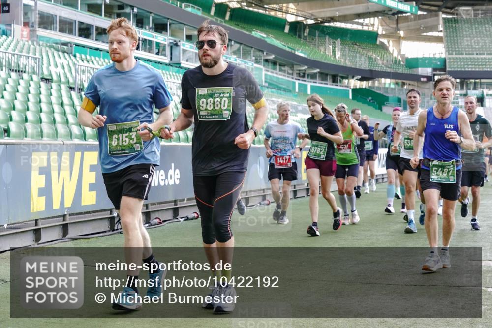 13.09.2026 - 21. swb-Marathon Bremen Michael Burmester http://msf.ph/oto/10422192 13.09.2026 13:22:40 Laufen im Stadion 128, 160, 211, 258, 343, 351, 423, 441, 533, 571, 601, 609, 708, 782, 851, 892, 1060, 1094, 1157, 1177, 1178, 1259, 1316, 1331, 1344, 1417, 1518, 1657, 1669, 1691, 1729, 1746, 1788, 1883, 2213, 2290, 2433, 2475, 2504, 2526, 2551, 2619, 2632, 2652, 2660, 2685, 2711, 2828, 2954, 2964, 2995, 3022, 3034, 3144, 3225, 3252, 3347, 3351, 3423, 3447, 3505, 3530, 3559, 3682, 3727, 3784, 3819, 4020, 4054, 4231, 4406, 4407, 4431, 4466, 4467, 4584, 1506 meine-sportfotos.de