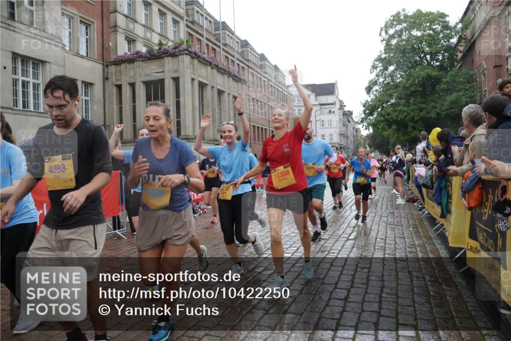 13.09.2026 - Kiel Lauf Yannick Fuchs http://msf.ph/oto/10422250 13.09.2026 10:55:44 Ziel 280, 566, 1264, 1673, 1885, 1929, 2190, 2208, 2589, 3297, 3539, 4594, 4747, 5034, 6753, 6922, 7988, 8330, 8346, 8631, 8632, 8722, 9651, 9653, 11036, 11196, 11621, 11952, 12327, 12499, 34, 185, 313, 428, 1841, 1851, 2330, 2331, 2738, 3105, 3379, 3429, 3645, 3903, 4403, 4519, 4594, 4678, 4898, 5104, 5485, 5544, 5572, 5822, 5834, 5903, 6490, 6753, 6800, 6880, 6991, 7118, 7148, 7450, 7566, 7568, 7966, 8330, 8765, 8772, 8791, 9014, 9858, 10597, 10722, 11946, 12500, 2548 meine-sportfotos.de