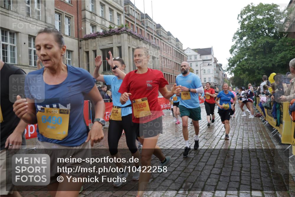 13.09.2026 - Kiel Lauf Yannick Fuchs http://msf.ph/oto/10422258 13.09.2026 10:55:44 Ziel 280, 566, 1264, 1673, 1885, 1929, 2190, 2208, 2589, 3297, 3539, 4594, 4747, 5034, 6753, 6922, 7988, 8330, 8346, 8631, 8632, 8722, 9651, 9653, 11036, 11196, 11621, 11952, 12327, 12499, 34, 185, 313, 428, 1841, 1851, 2330, 2331, 2738, 3105, 3379, 3429, 3645, 3903, 4403, 4519, 4594, 4678, 4898, 5104, 5485, 5544, 5572, 5822, 5834, 5903, 6490, 6753, 6800, 6880, 6991, 7118, 7148, 7450, 7566, 7568, 7966, 8330, 8765, 8772, 8791, 9014, 9858, 10597, 10722, 11946, 12500, 2548 meine-sportfotos.de