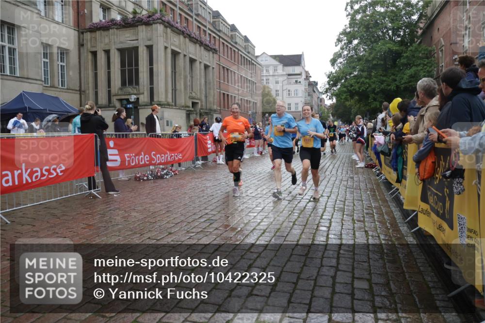 13.09.2026 - Kiel Lauf Yannick Fuchs http://msf.ph/oto/10422325 13.09.2026 10:55:54 Ziel 280, 566, 1264, 1673, 2264, 2589, 2798, 4556, 4747, 5034, 5279, 5553, 5752, 5772, 6572, 7707, 7851, 7988, 8722, 8733, 8813, 9069, 11196, 12327, 12499, 12579, 34, 313, 428, 1673, 1841, 1885, 1929, 2190, 2208, 2330, 2331, 3105, 3297, 3379, 3539, 4519, 4594, 5485, 5544, 5572, 5822, 5903, 6753, 6880, 6922, 7148, 7568, 7966, 8330, 8346, 8631, 8632, 8722, 8765, 8772, 9014, 9651, 9653, 9858, 10597, 10722, 11036, 11621, 11946, 11952, 12500, 574, 778, 7483, 7118, 7566, 8845 meine-sportfotos.de