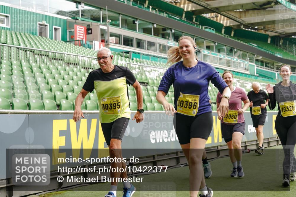13.09.2026 - 21. swb-Marathon Bremen Michael Burmester http://msf.ph/oto/10422377 13.09.2026 10:45:43 Laufen im Stadion 10137, 10176, 10191, 10192, 10194, 10202, 10242, 10344, 10430, 10472, 10524, 10568, 10600, 10651, 10679, 10713, 10979, 11050, 11081, 11181, 11200, 11244, 11296, 11309, 11367, 11385, 11495, 11529, 11530, 11546, 11574, 11629, 11675, 11709, 11760, 11808, 11821, 11932, 11943, 12057, 12089, 12151, 12153, 12177, 12178, 12211, 12224, 12226, 12285, 12311, 12316, 12317, 12321, 12334, 12374, 12422, 12462, 12539, 10002, 10148, 10303, 10330, 10361, 10362 meine-sportfotos.de