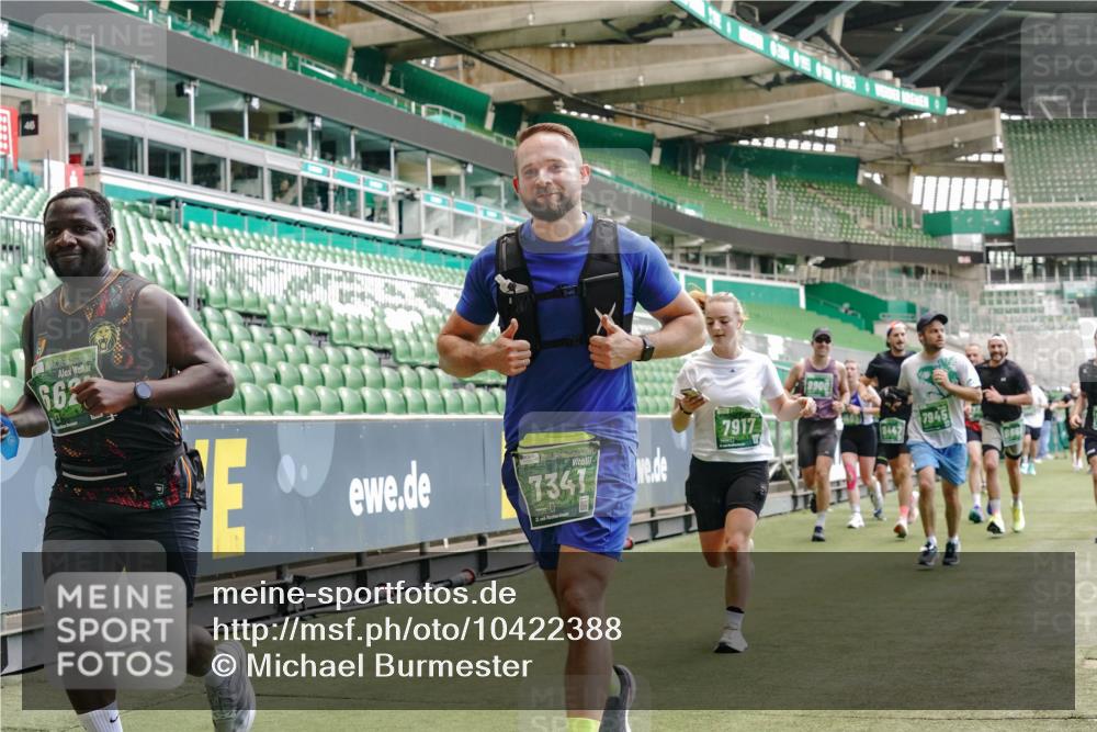 13.09.2026 - 21. swb-Marathon Bremen Michael Burmester http://msf.ph/oto/10422388 13.09.2026 12:59:58 Laufen im Stadion 135, 191, 226, 232, 260, 342, 651, 745, 972, 1080, 1166, 1209, 1368, 1493, 1494, 1516, 1650, 1861, 1935, 1963, 2088, 2210, 2289, 2293, 2306, 2322, 2367, 2427, 2481, 2517, 2570, 2577, 2686, 2700, 2708, 2806, 2807, 2827, 2885, 2899, 2906, 2914, 2953, 2961, 2967, 2979, 3015, 3021, 3076, 3098, 3105, 3120, 3124, 3145, 3168, 3173, 3190, 3233, 3273, 3354, 3385, 3435, 3480, 3516, 3531, 3642, 3652, 3729, 3774, 3855, 3856, 3861, 3930, 3934 meine-sportfotos.de